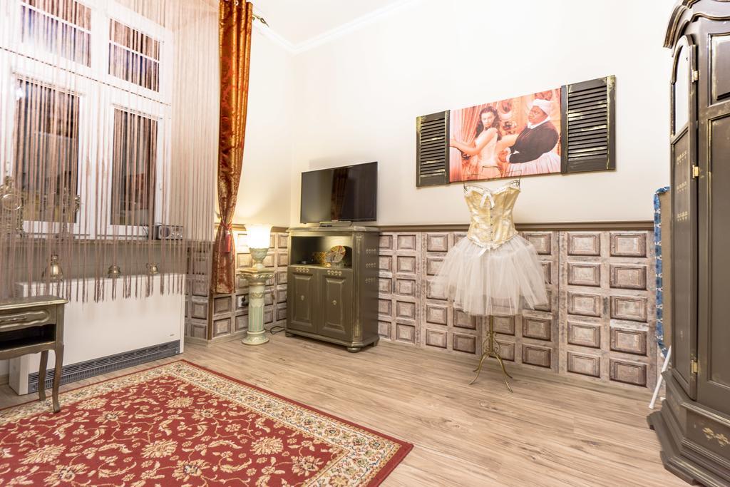 Scarlett Apartment Краків Екстер'єр фото